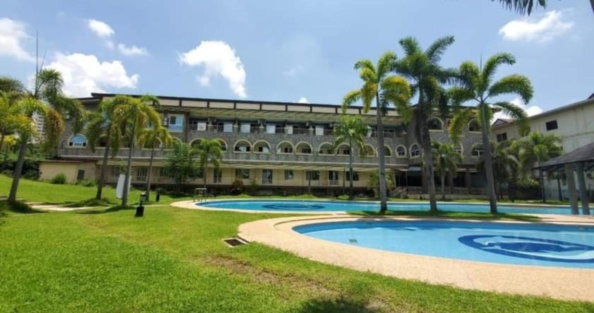 Aston Stay And Villas Mabalacat Kültér fotó